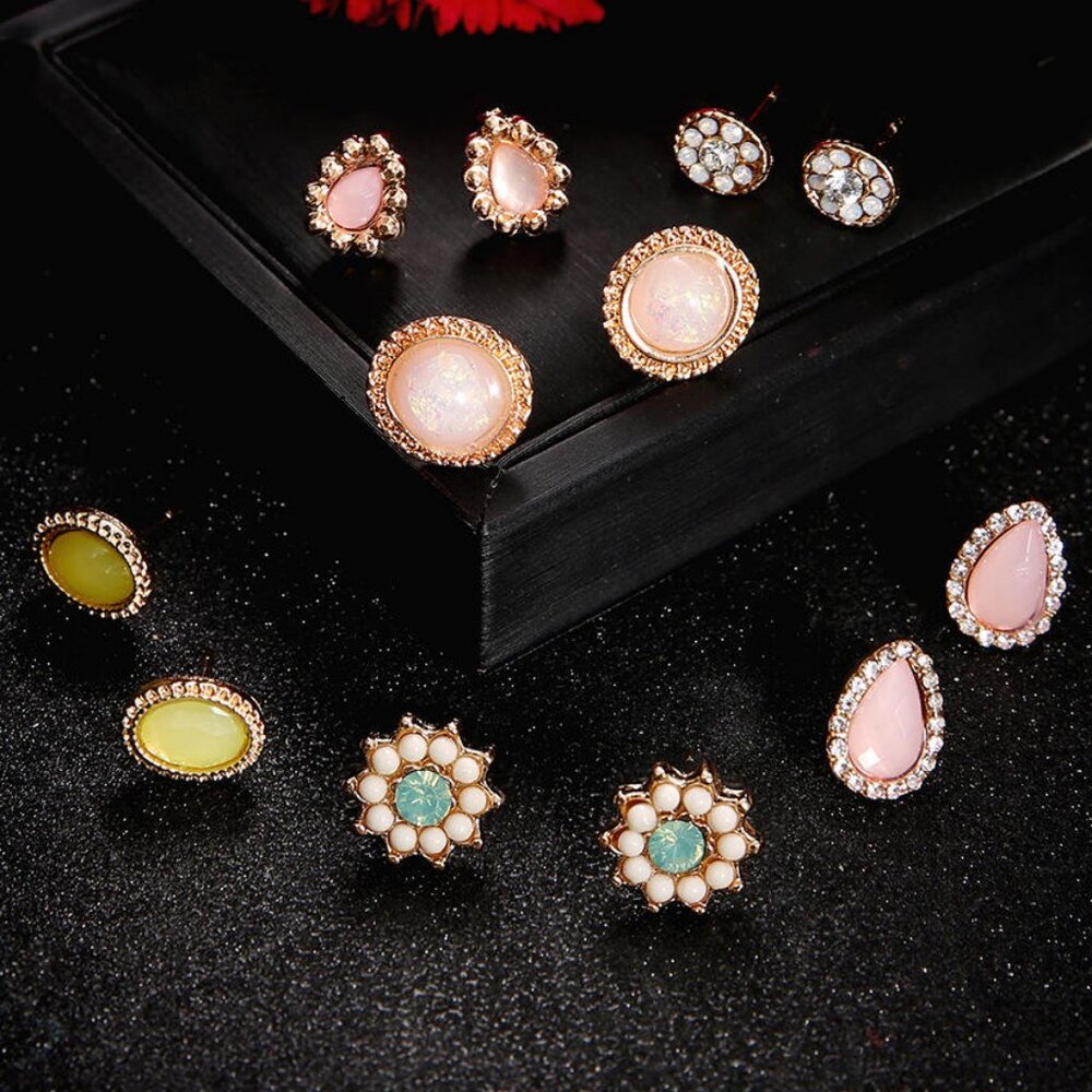 Set of 6 Pairs Irregular Colorful Stud Earrings Acrylic & Rhinestone